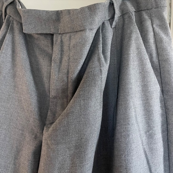 Trousers - Picture 2 of 4